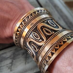 Cuff bracelet